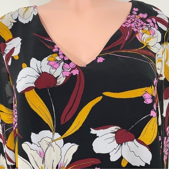 Minkpink Lost In Paradise Black Floral Printed Blouse Size SMALL - Picture 3 of 7